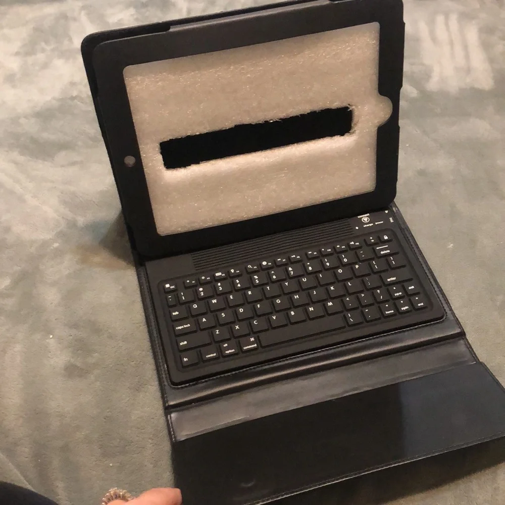 Leather Case Keyboard for iPad